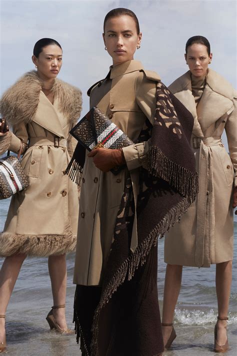 Burberry svela la campagna pubblicitaria Autunno Inverno 2019 